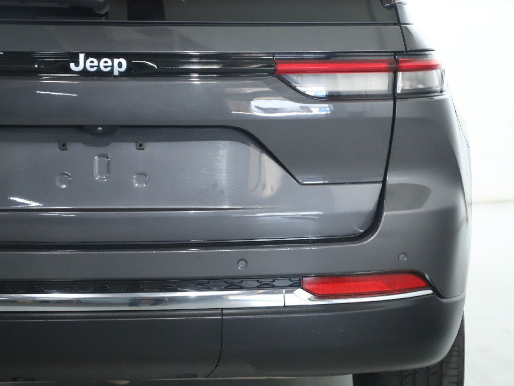 Used 2024 Jeep Grand Cherokee Limited 4xe AWD/4WD image 45