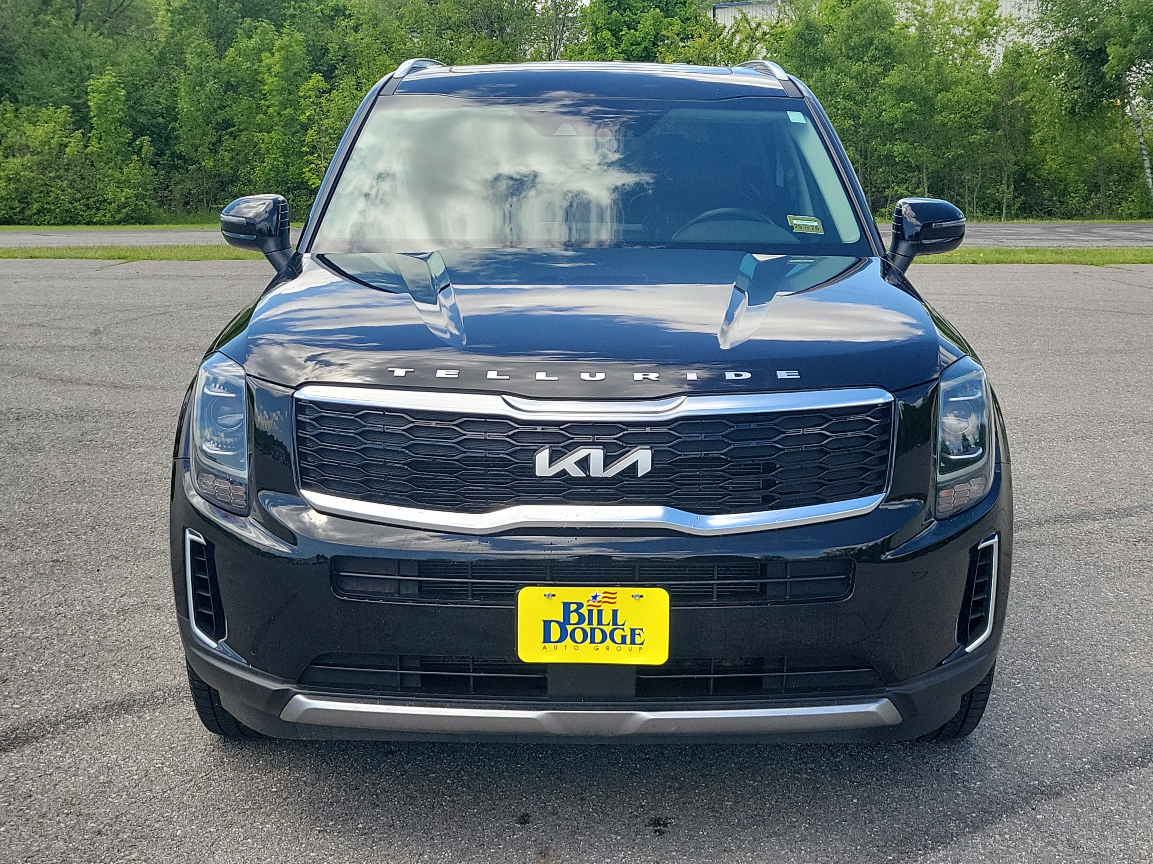 Used 2022 Kia Telluride S AWD/4WD image 2