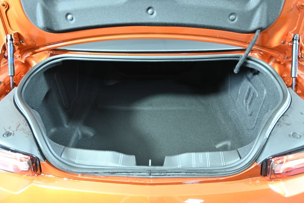 Used 2023 Chevrolet Camaro ZL1 RWD image 18