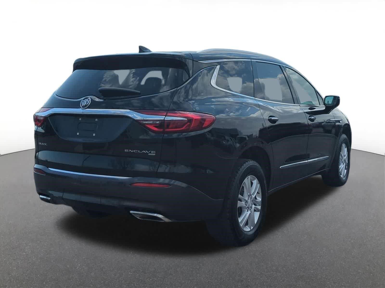Used 2018 Buick Enclave Essence AWD/4WD image 6