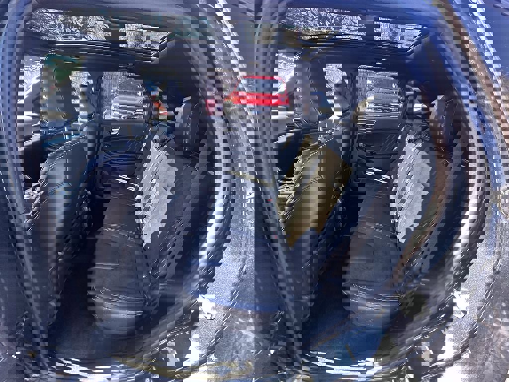 Used 2023 Ford Edge ST w/ Equipment Group 401A image 10