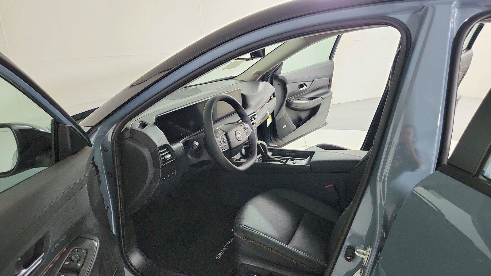 New 2027 Nissan Sentra SR w/ SR Premium Package FWD image 17
