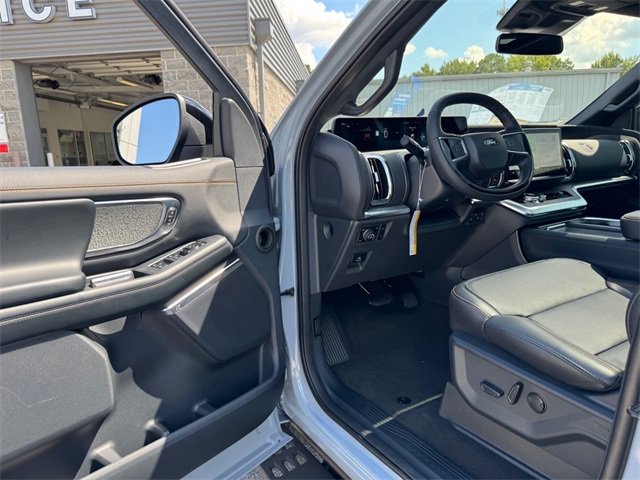 New 2025 Ford Expedition Tremor image 17