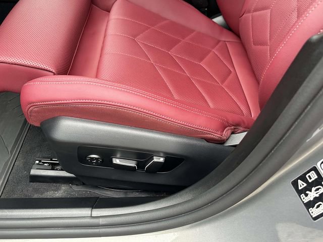 Used 2026 BMW 530i xDrive w/ Premium Package image 26