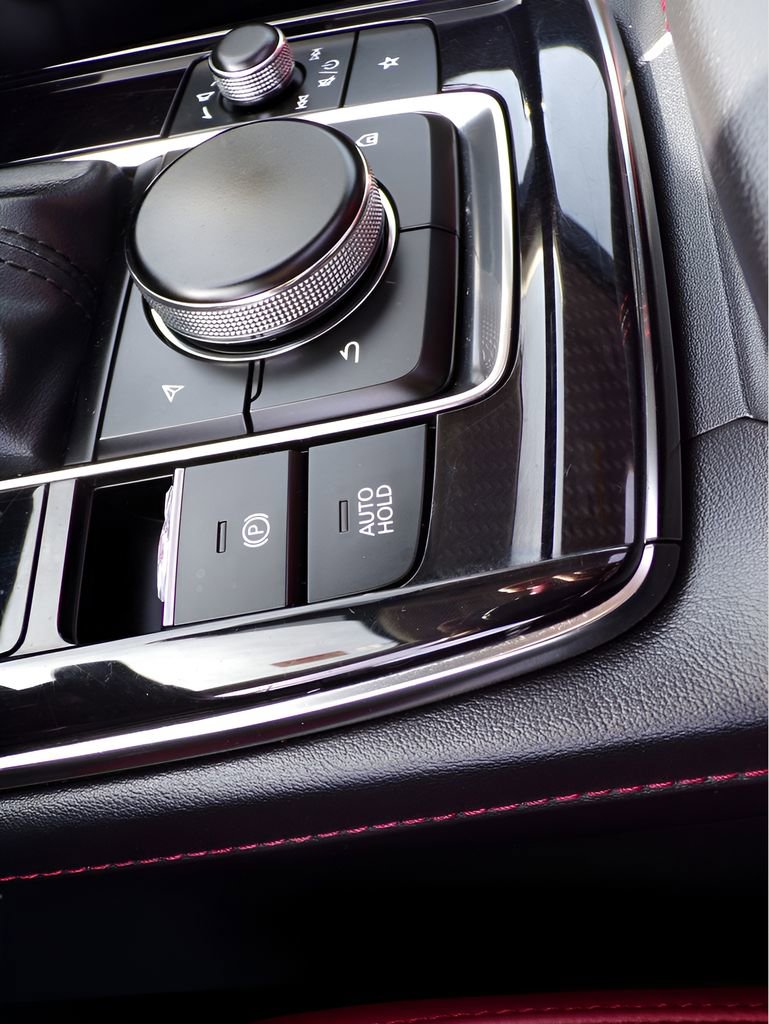 Used 2023 MAZDA CX-30 AWD 2.5 S w/ Preferred Package image 18