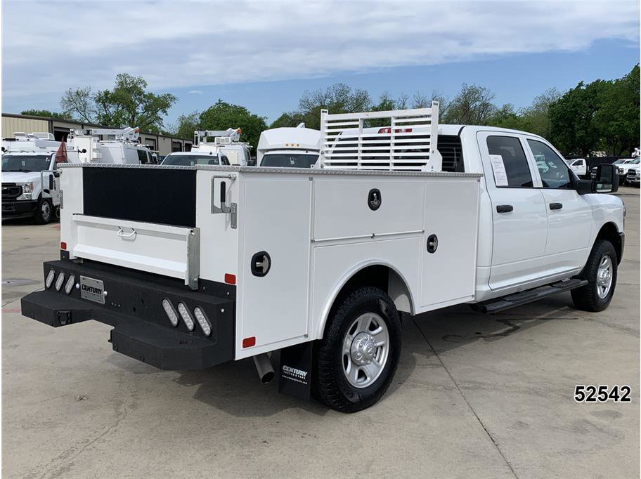 Used 2024 RAM 2500 Tradesman w/ Protection Group AWD/4WD image 2