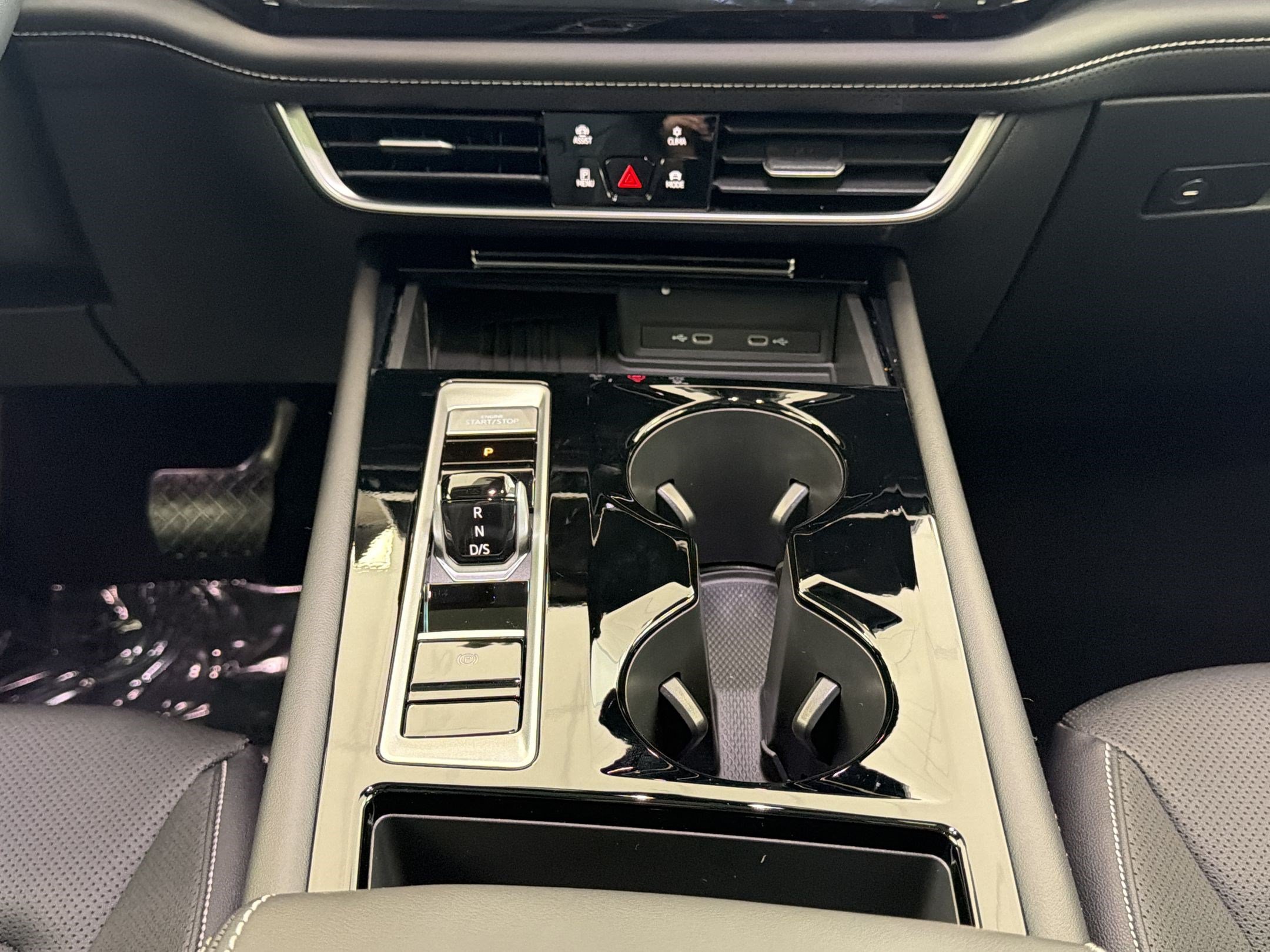 New 2026 Volkswagen Atlas SE FWD image 18