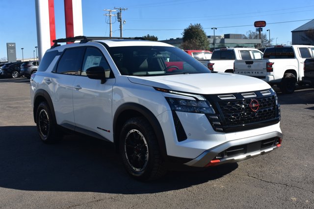 New 2026 Nissan Pathfinder Rock Creek w/ Rock Creek Premium Package AWD/4WD image 3