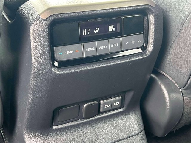 Used 2024 Toyota Land Cruiser image 18