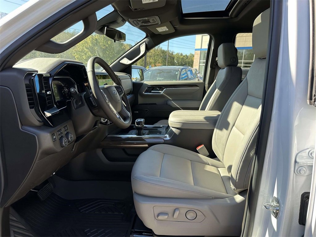 New 2026 Chevrolet Silverado 1500 LT Trail Boss w/ Convenience Package II image 16