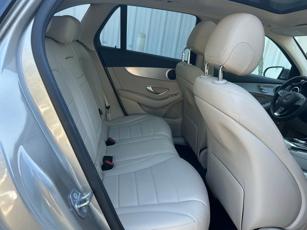 Used 2019 Mercedes-Benz GLC 300 4MATIC image 41