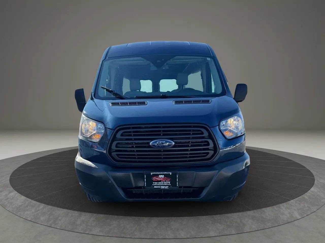 Used 2017 Ford Transit 250 Medium Roof w/Sliding Side Doo image 3