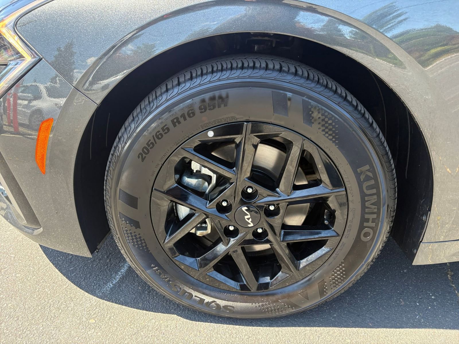 Used 2025 Kia K5 LXS image 29