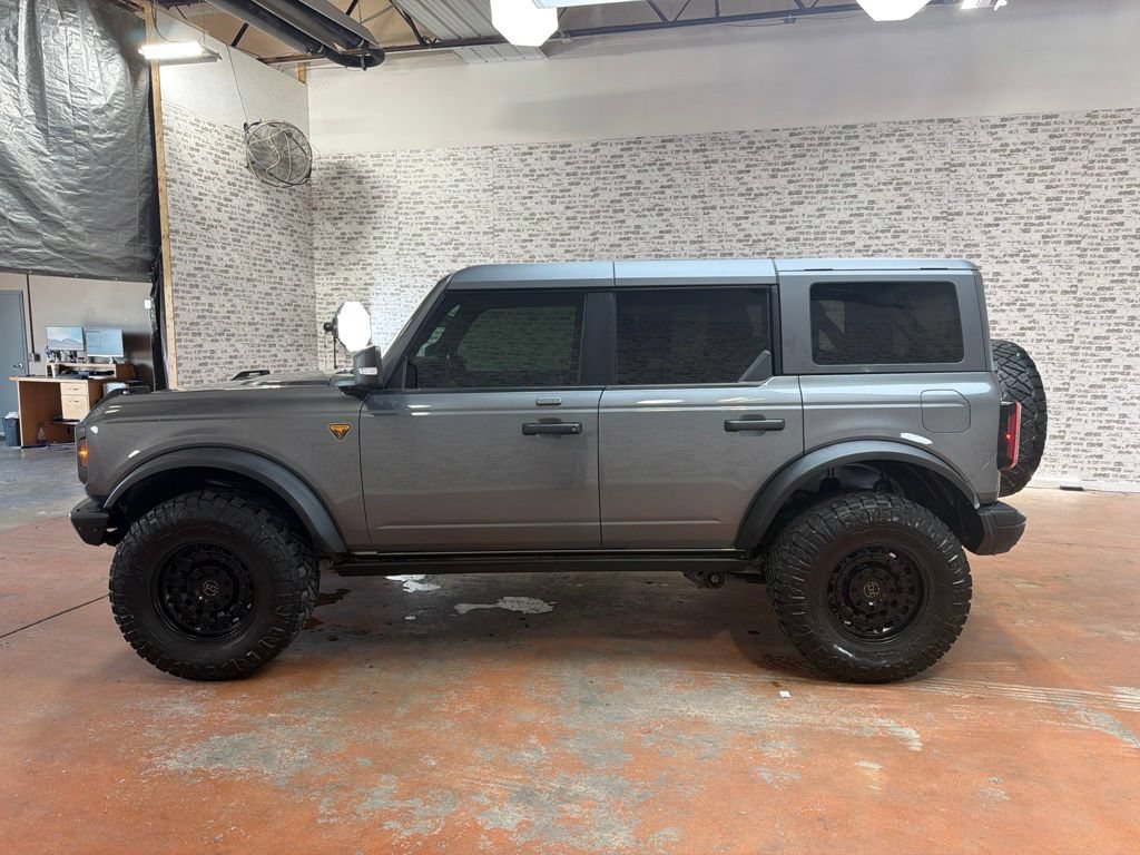 Used 2023 Ford Bronco Badlands w/ Sasquatch Package AWD/4WD image 4