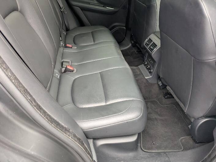 Used 2019 Jaguar F-PACE Premium AWD/4WD image 15