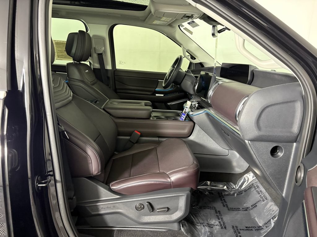 Certified 2026 Ford Expedition Max Platinum w/ Platinum Ultimate Package AWD/4WD image 41