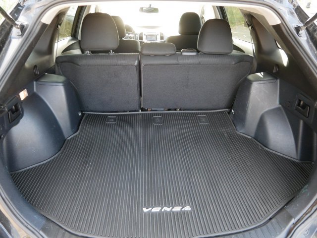 Used 2015 Toyota Venza LE FWD image 10