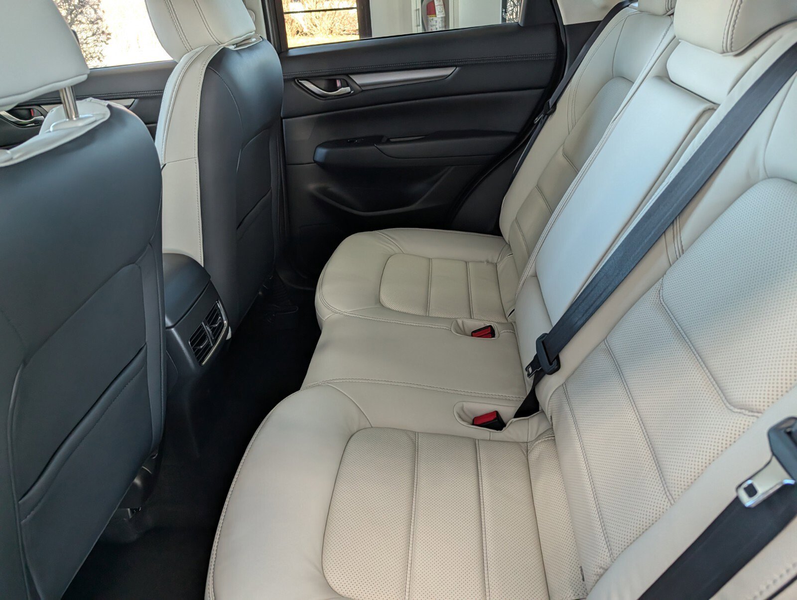 New 2025 MAZDA CX-5 AWD 2.5 S w/ Preferred Package image 13