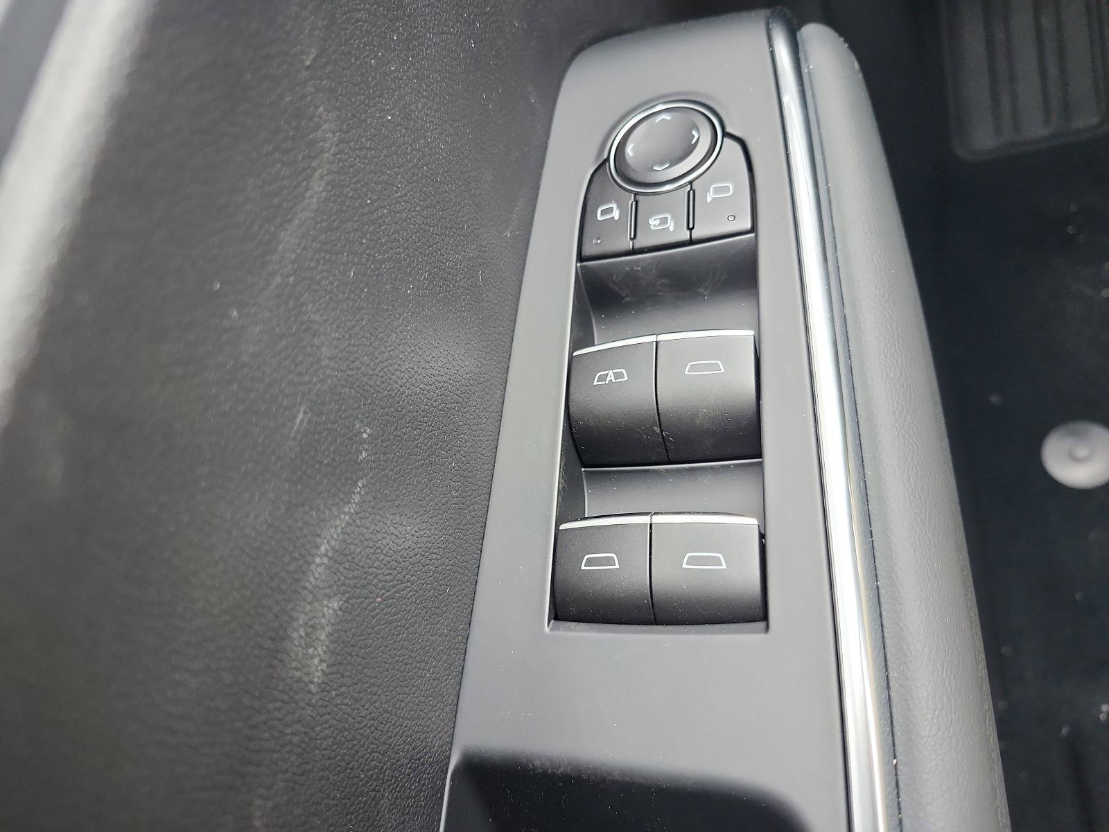 New 2026 GMC Acadia Denali w/ Super Cruise Package FWD image 16