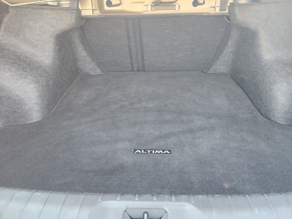 Used 2024 Nissan Altima 2.5 SV image 21