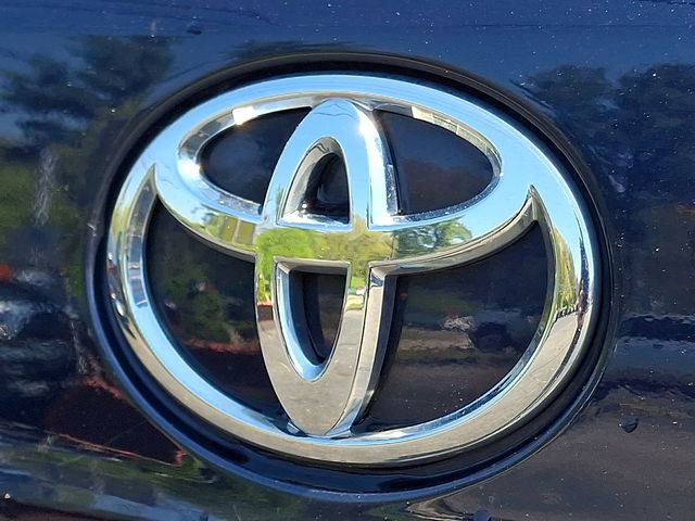 Used 2021 Toyota Highlander XSE AWD/4WD image 32