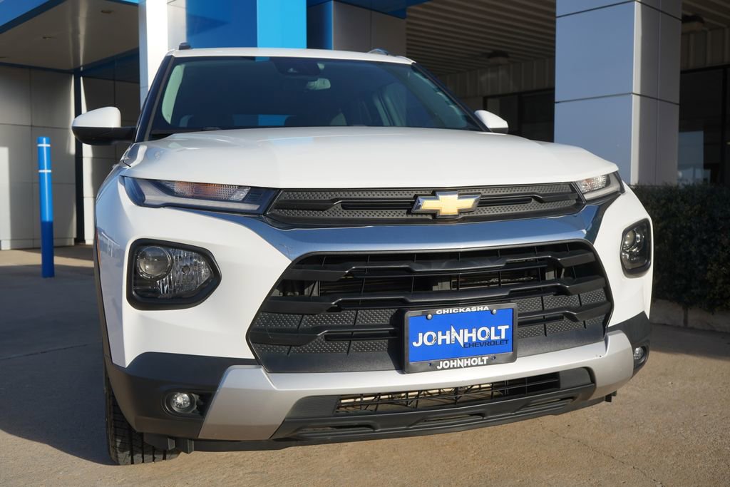 Used 2023 Chevrolet TrailBlazer LT image 3