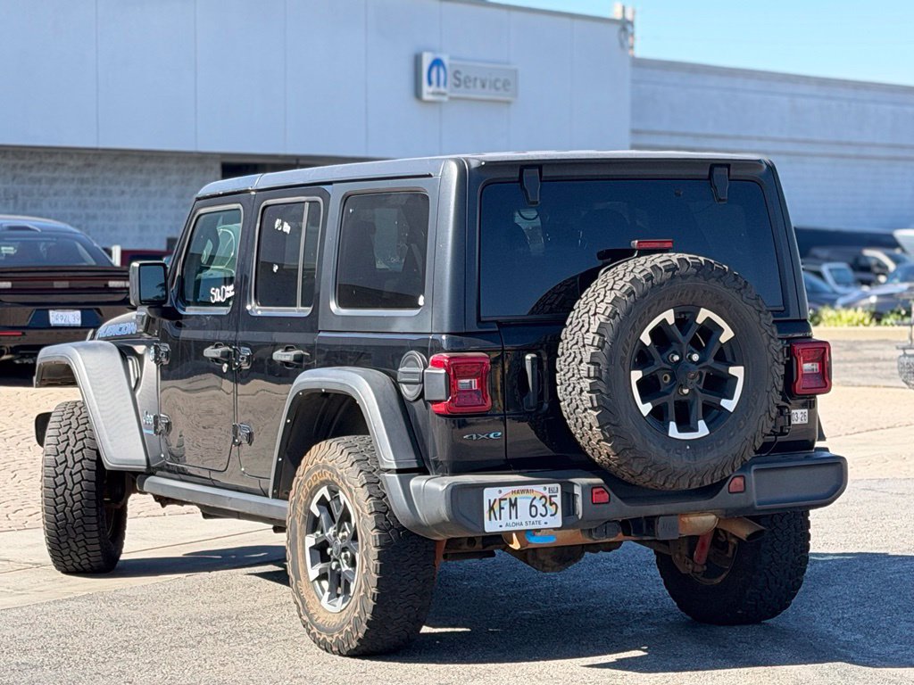Used 2024 Jeep Wrangler Unlimited Rubicon 4xe AWD/4WD image 2