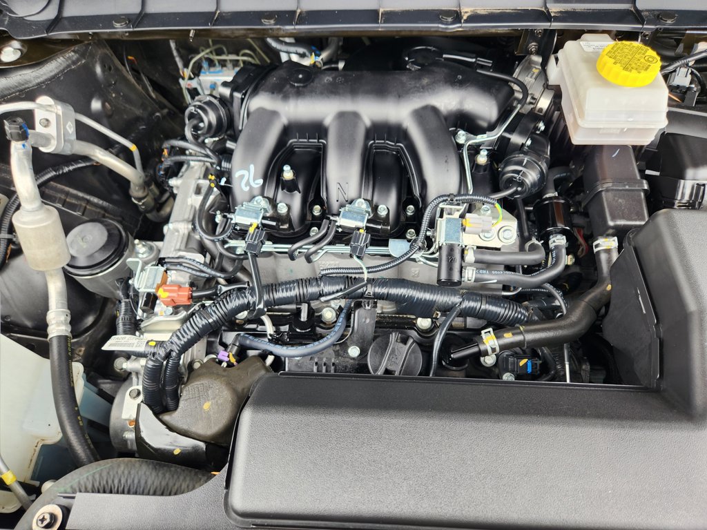 Used 2025 Nissan Pathfinder SV FWD image 20