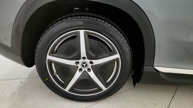 Used 2023 Mercedes-Benz EQE 350+ SUV w/ AMG Line Exterior Package image 80