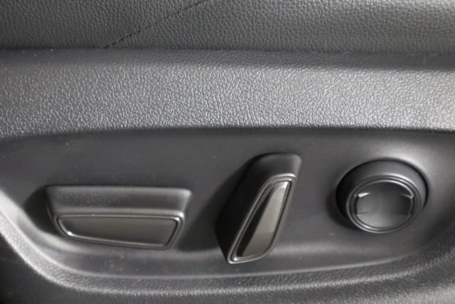 Used 2023 Subaru Solterra AWD image 22