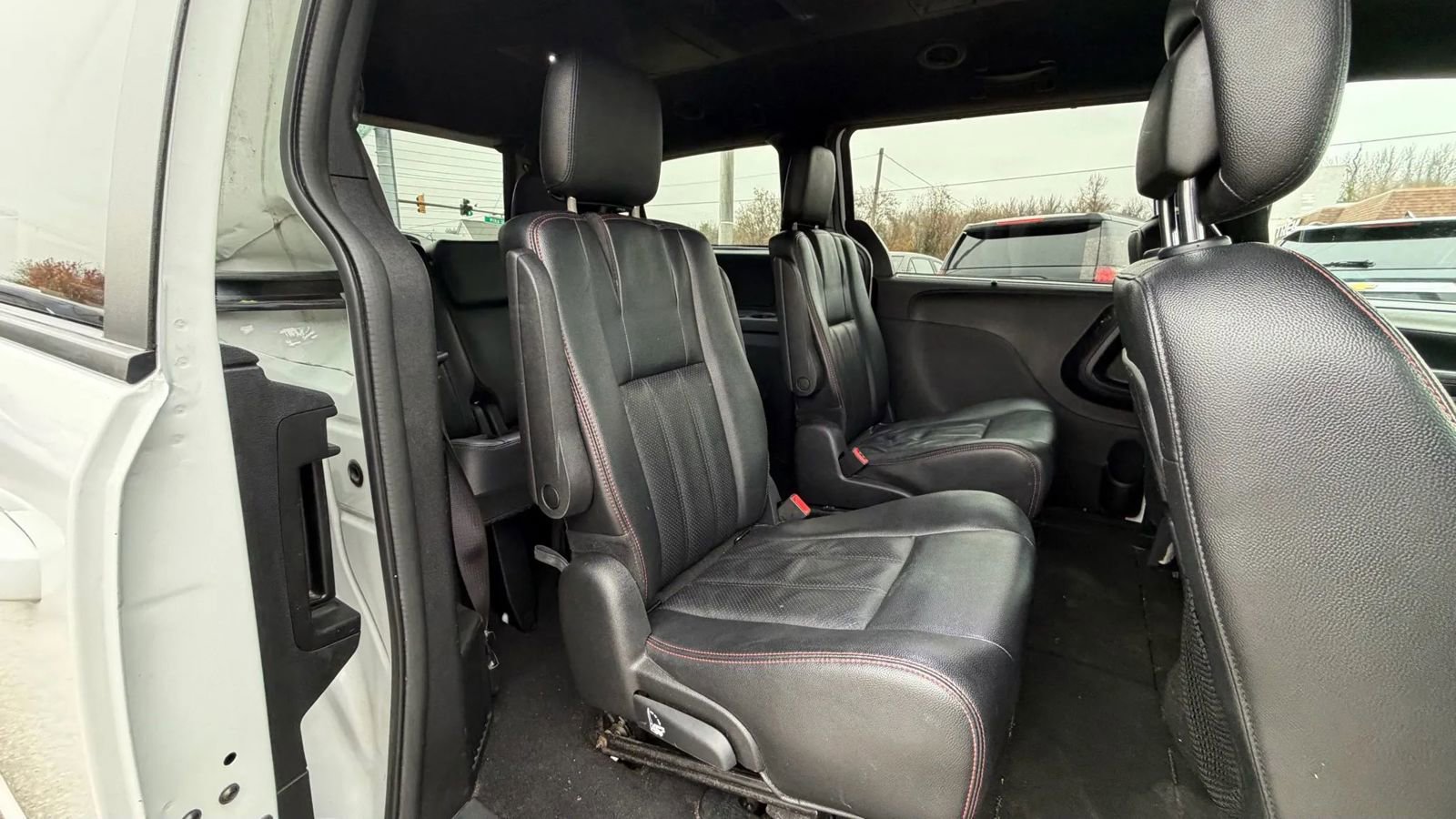 Used 2019 Dodge Grand Caravan GT image 16