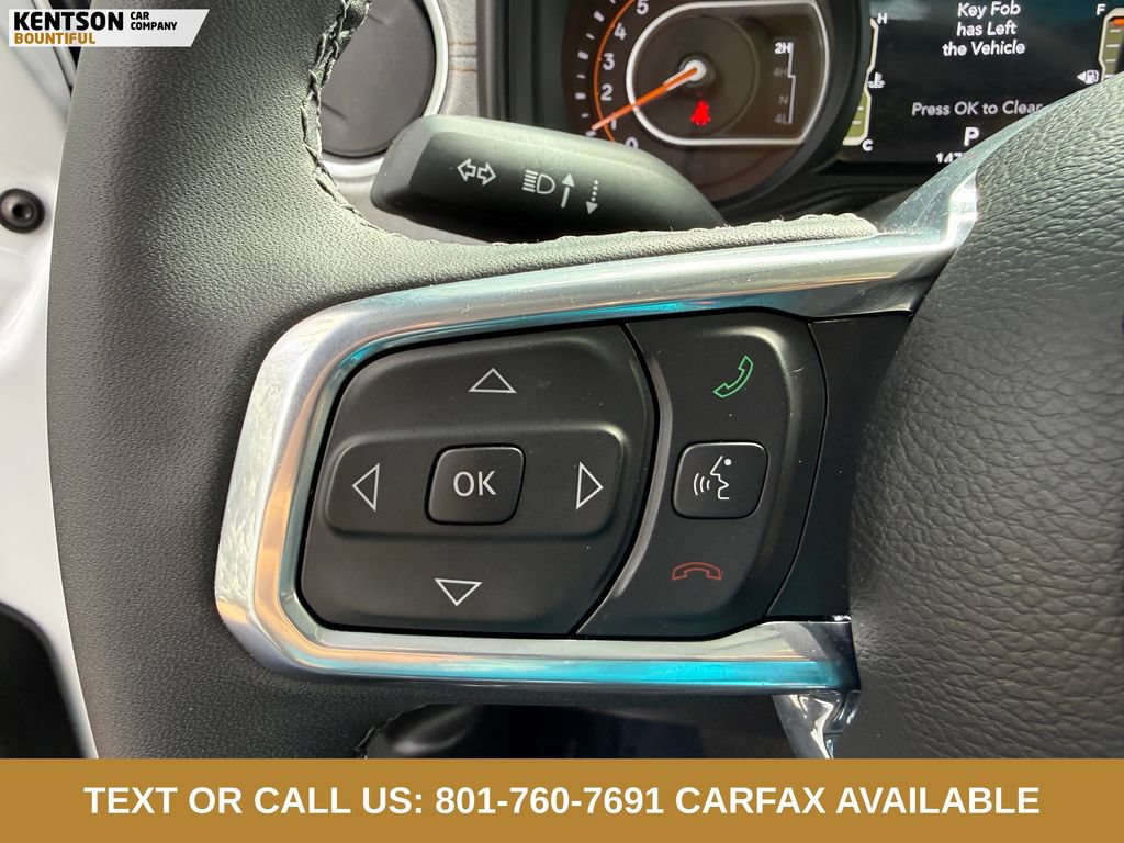 Used 2026 Jeep Wrangler Unlimited Sahara AWD/4WD image 16