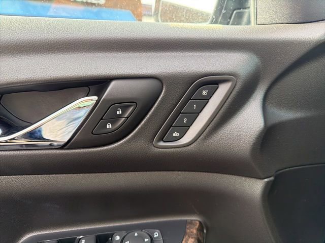 Used 2022 GMC Acadia Denali w/ Black Diamond Edition image 35