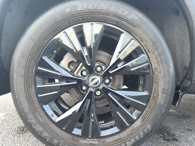 Certified 2023 Nissan Rogue SV w/ SV Premium B Package image 11