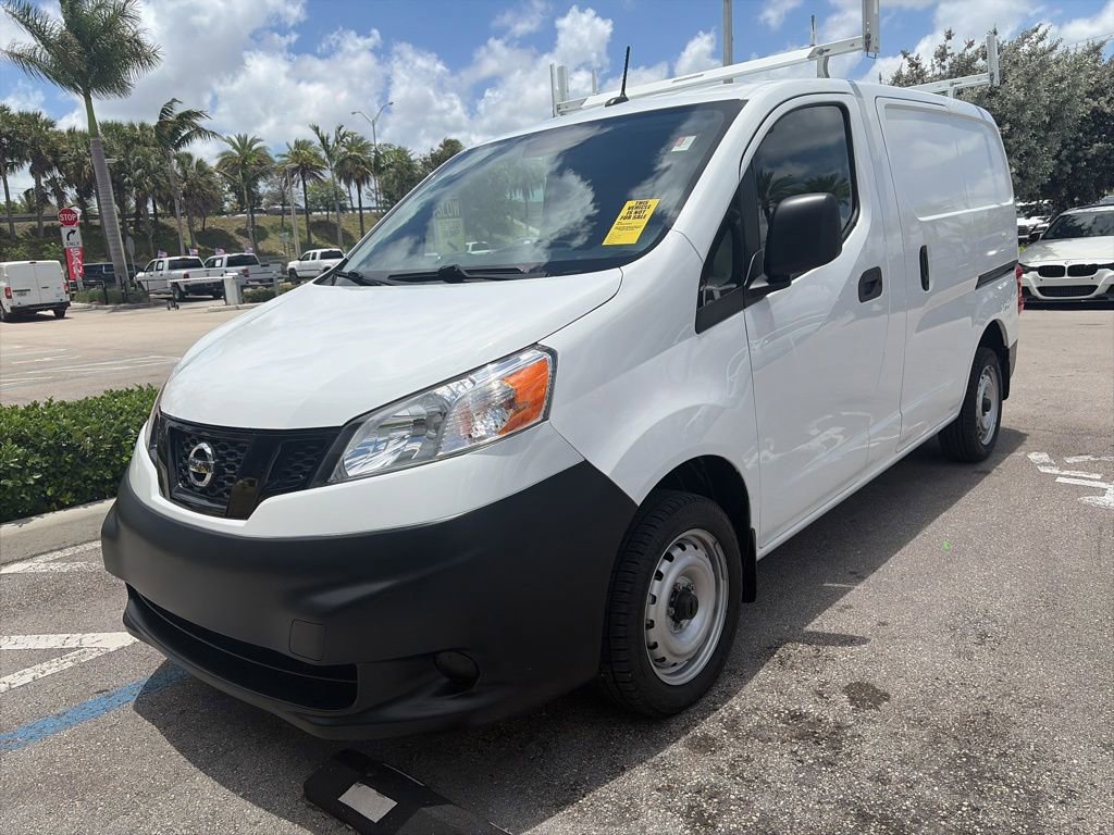 Used 2021 Nissan NV200 S FWD video 1