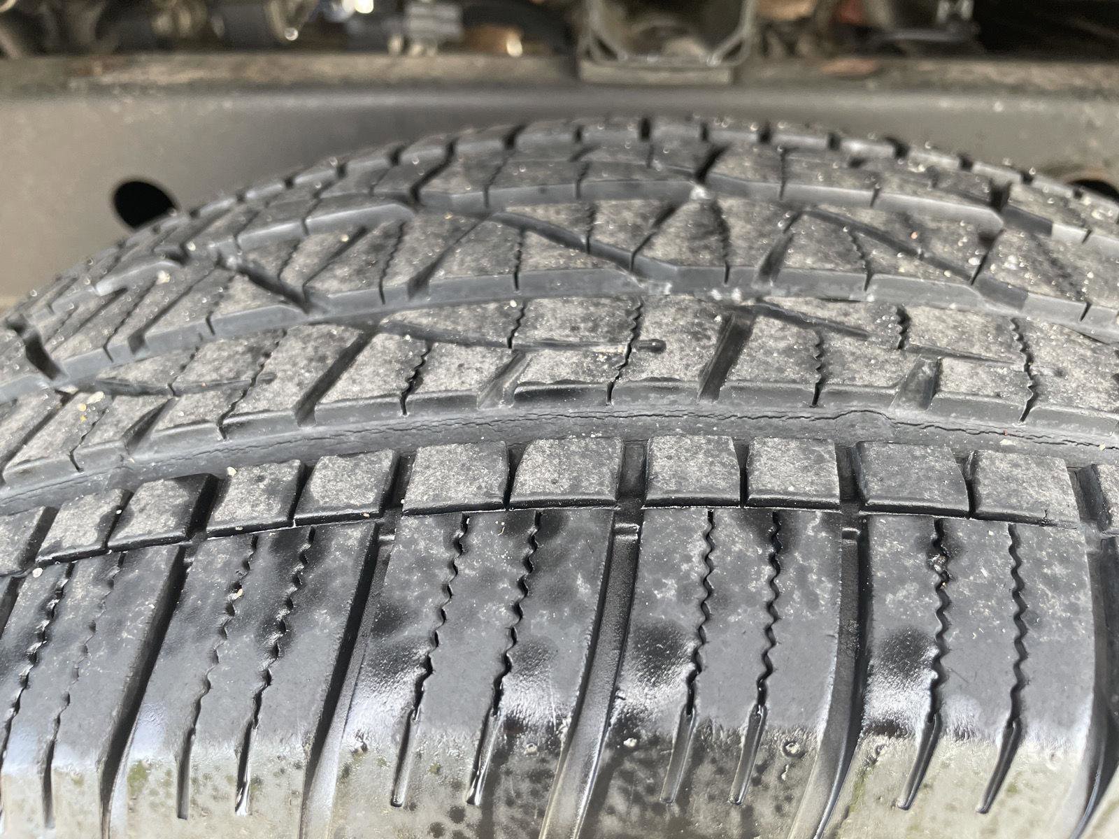 Used 2022 Nissan Frontier S w/ Technology Package image 25