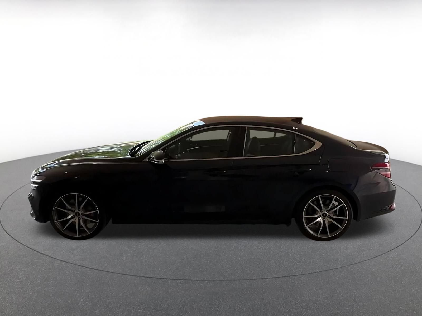Used 2026 Genesis G70 2.5T RWD image 9