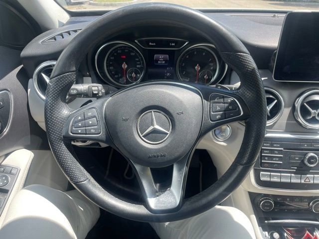 Used 2020 Mercedes-Benz GLA 250 4MATIC image 18