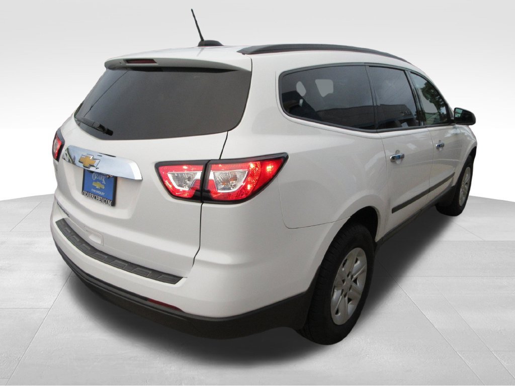 Certified 2017 Chevrolet Traverse LS FWD image 5