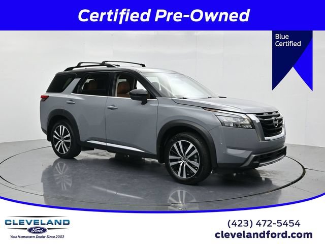 Used 2025 Nissan Pathfinder Platinum FWD image 1