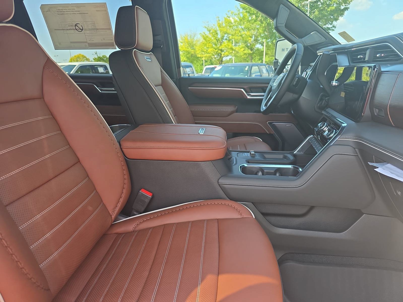New 2026 GMC Sierra 2500 Denali Ultimate AWD/4WD image 10