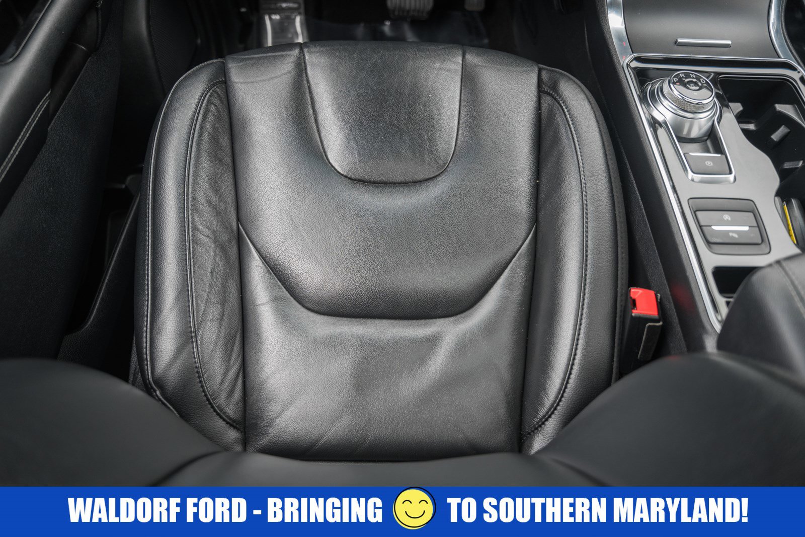 Certified 2020 Ford Edge Titanium w/ Cargo Accessory Package image 34