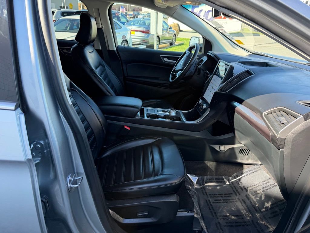 Used 2024 Ford Edge SEL image 20