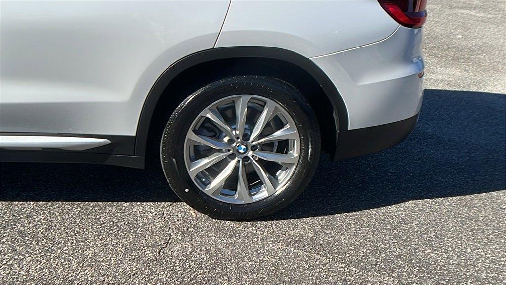 Used 2019 BMW X3 sDrive30i w/ Premium Package image 9