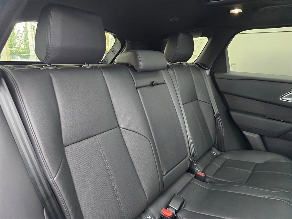 New 2026 Land Rover Range Rover Velar Dynamic SE image 30