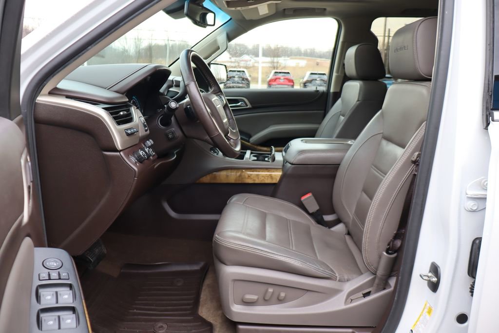 Used 2017 GMC Yukon XL Denali w/ Open Road Package image 13