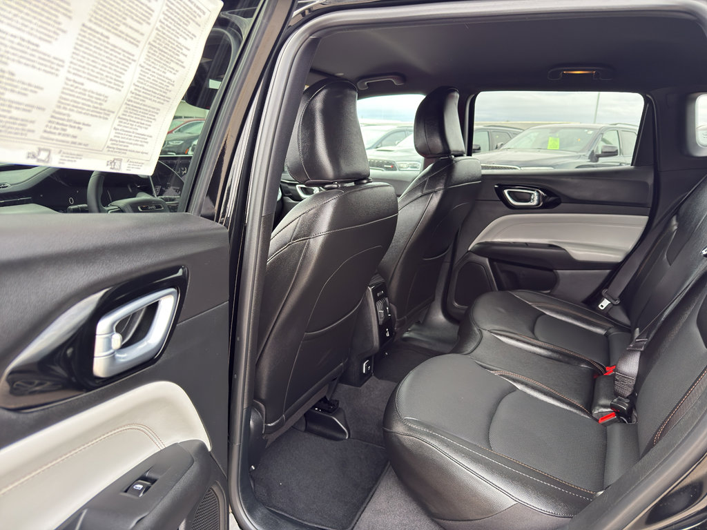 Used 2024 Jeep Compass Limited w/ Elite Group image 29