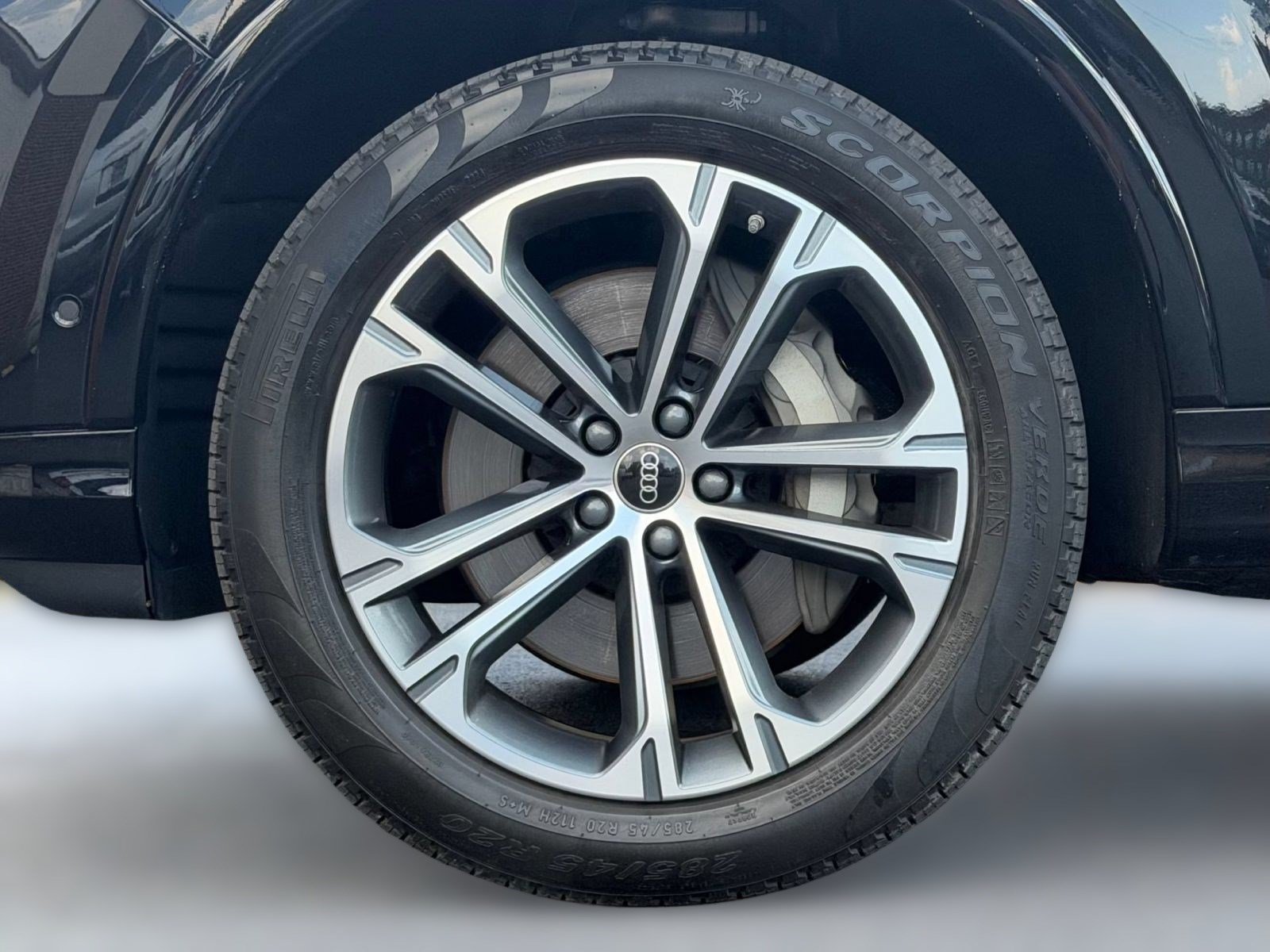 Certified 2025 Audi Q7 2.0T Premium Plus w/ Premium Plus Package AWD/4WD image 12