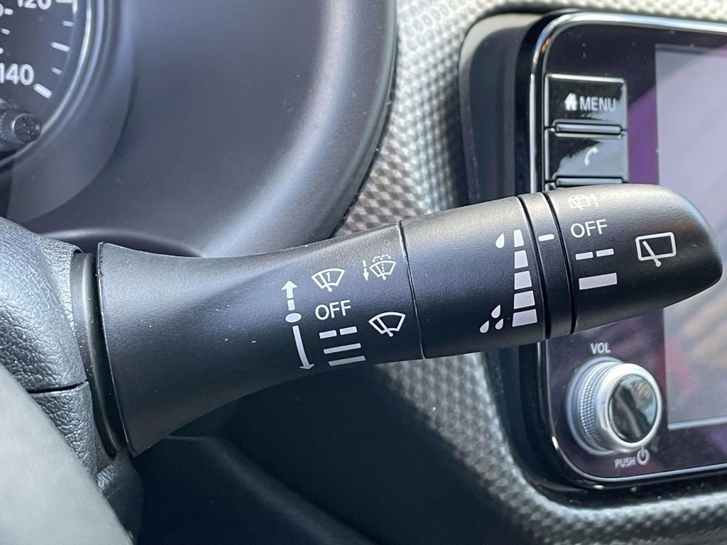 Used 2024 Nissan Kicks SV image 22