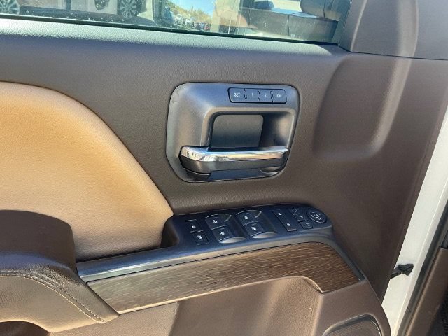 Used 2019 GMC Sierra 2500 Denali w/ Duramax Plus Package AWD/4WD image 20